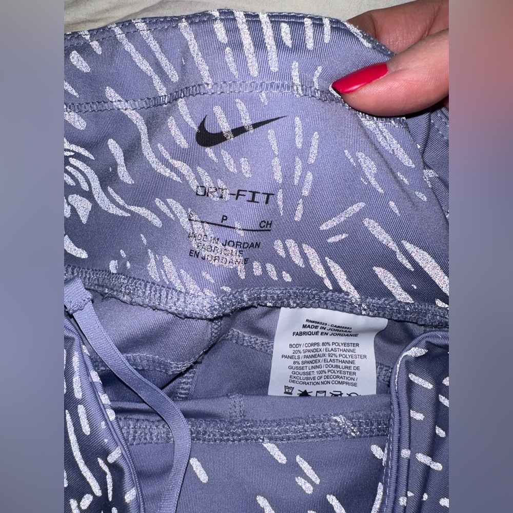 Nike Dri-FIT lilac purple Leggings Size S/P - Picture 4 of 5